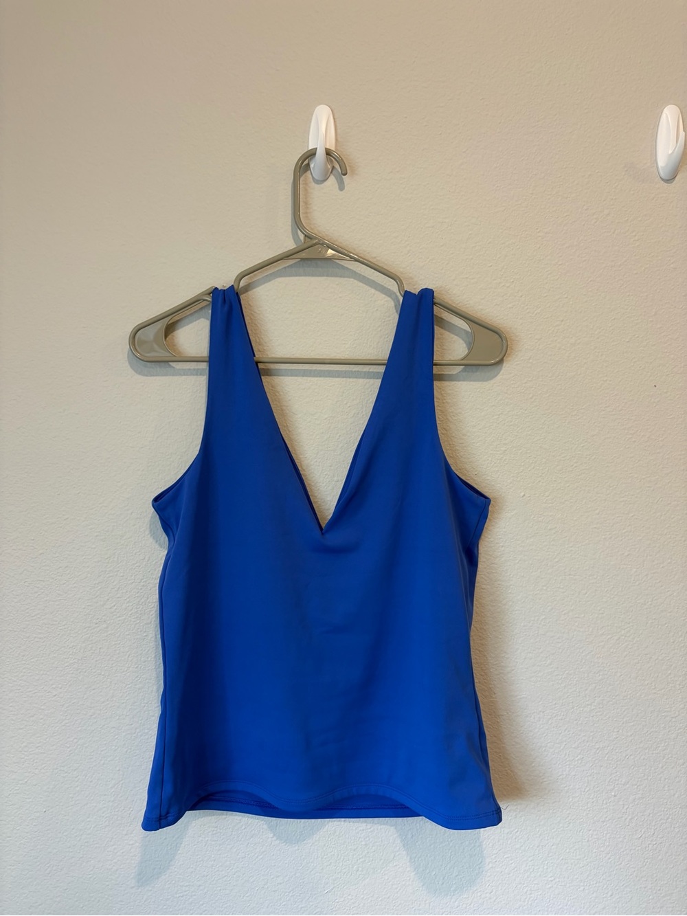 Express tank top